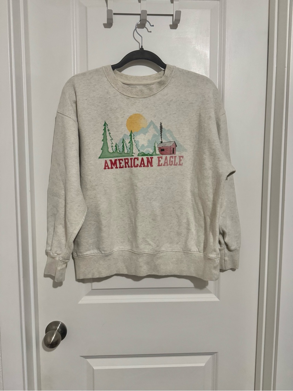 American Eagle Mountain Cabin Graphic Crewneck Sweatshirt Size S